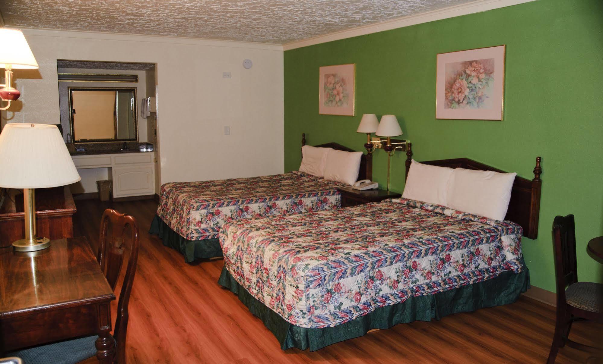Victorian Inn & Suites Nacogdoches Exterior photo